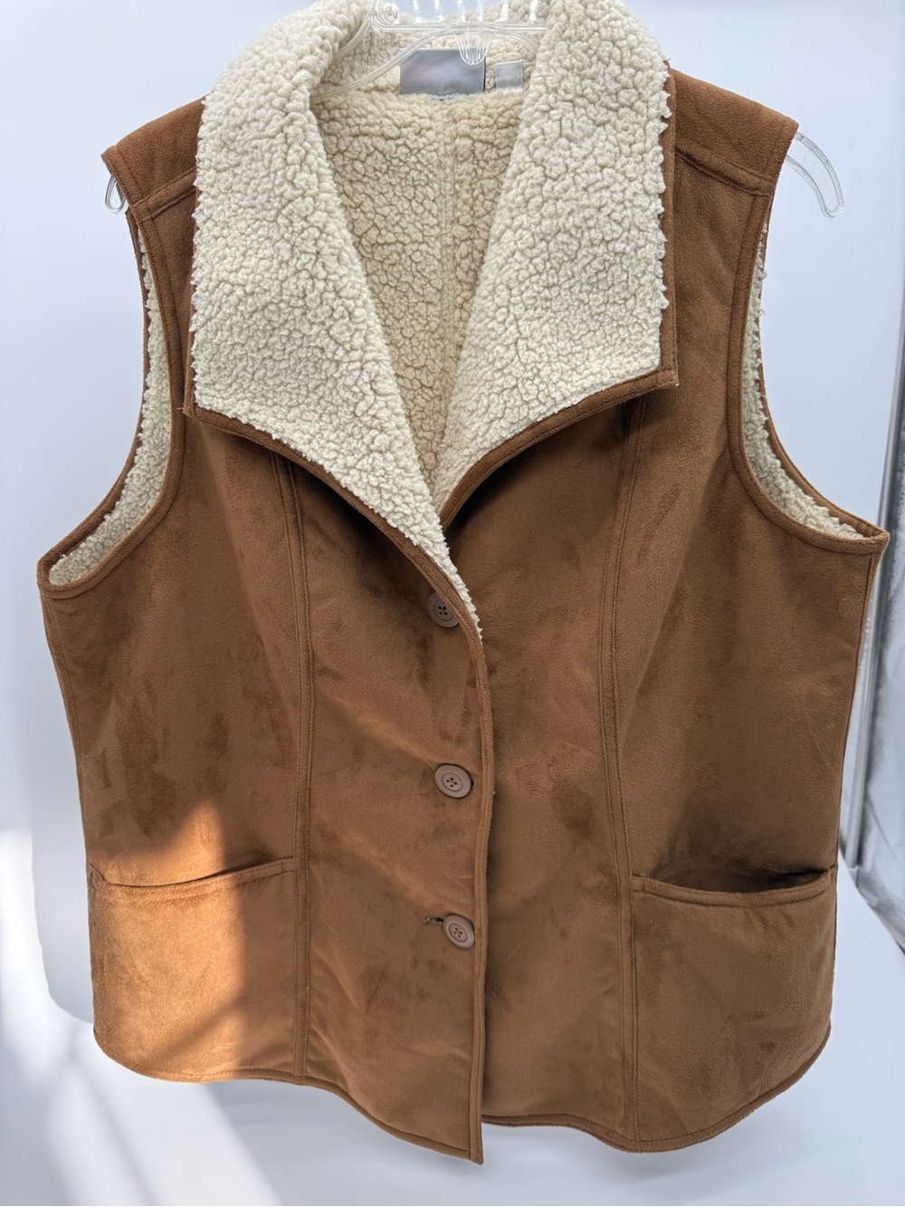 Denim and Company Women's Tan Sherpa-Lined Vest